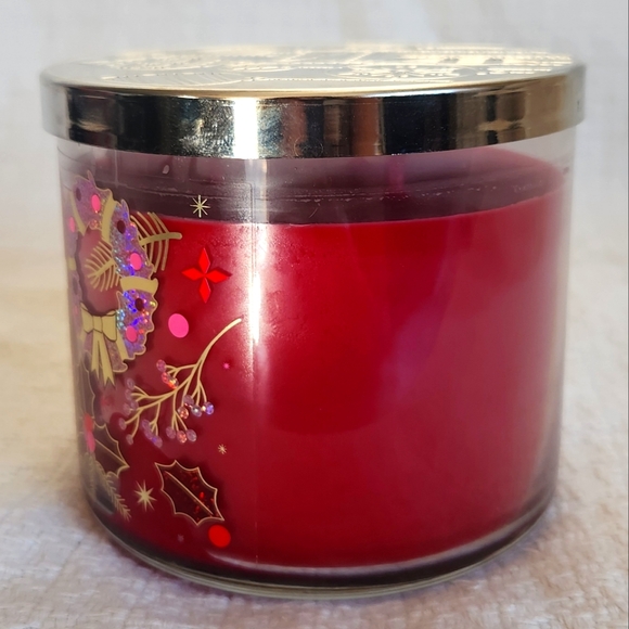 Bath and Body Works Frosted Cranberry Three Wick Candle - Picture 2 of 7